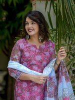 Pink Floral Print Kurta Set for Women