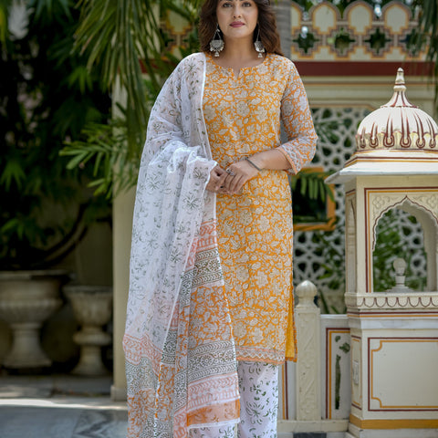 Orange Printed Kurta Set for Women - Image 7