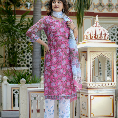Pink Floral Print Kurta Set for Women - Image 10