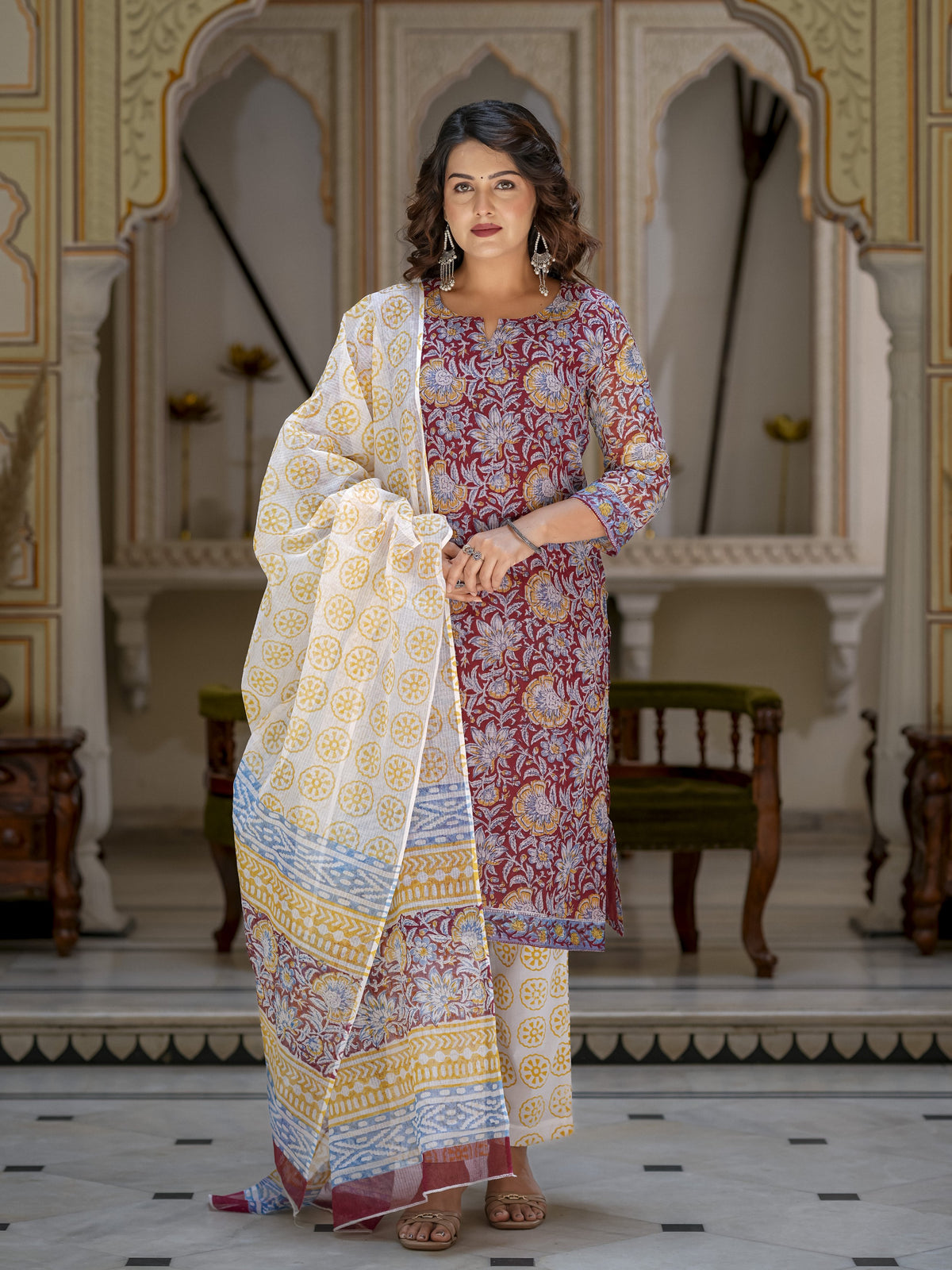 Pink Printed Straight Suit Set for Women - Image 6