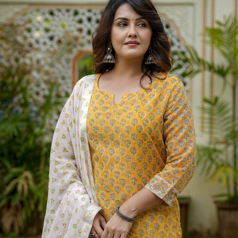 Yellow Printed Kurta Set for Women - Main Image