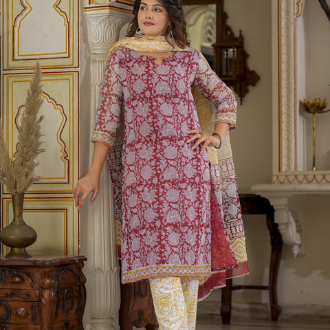 Pink Printed Straight Suit Set for Women - Image 2
