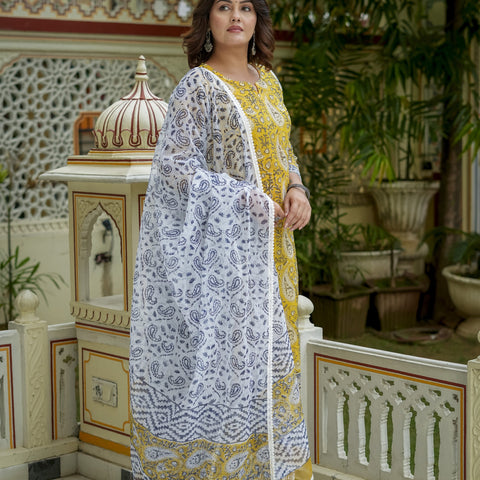 Mustard Printed Kurta Set With Dupatta for Women - Image 9