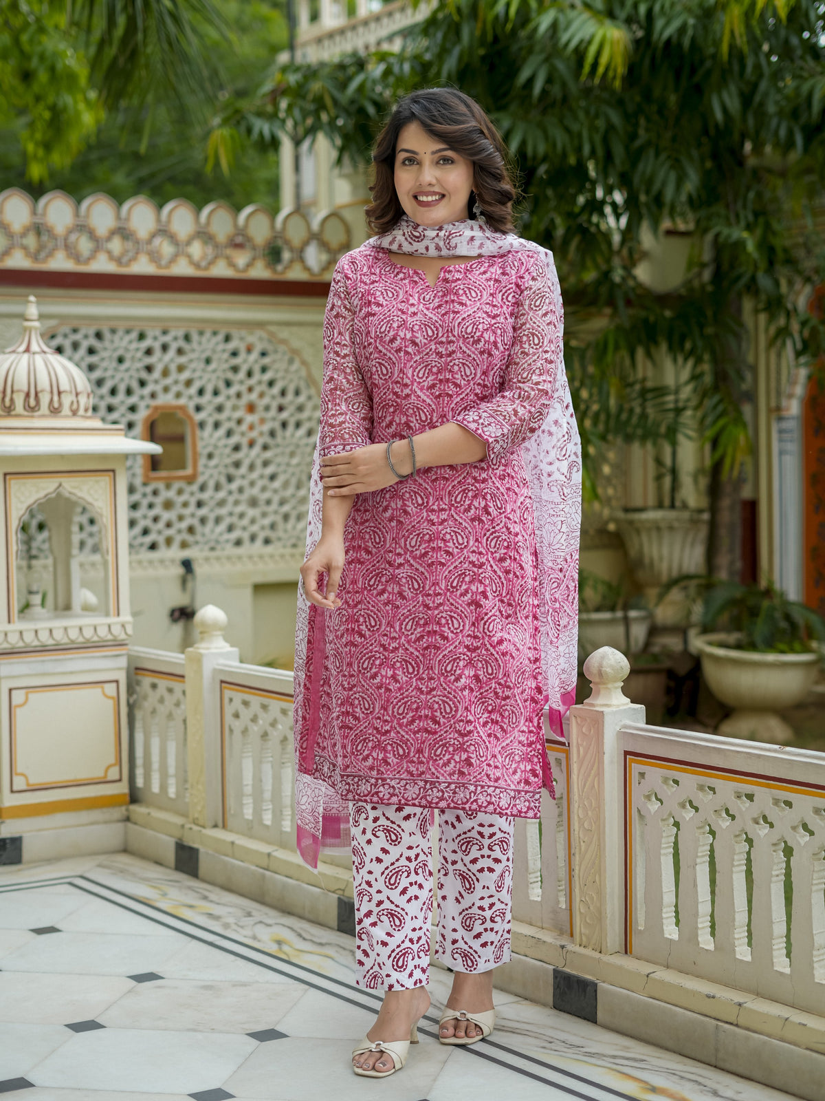 Pink Printed Straight Kurta Set for Women - Image 6