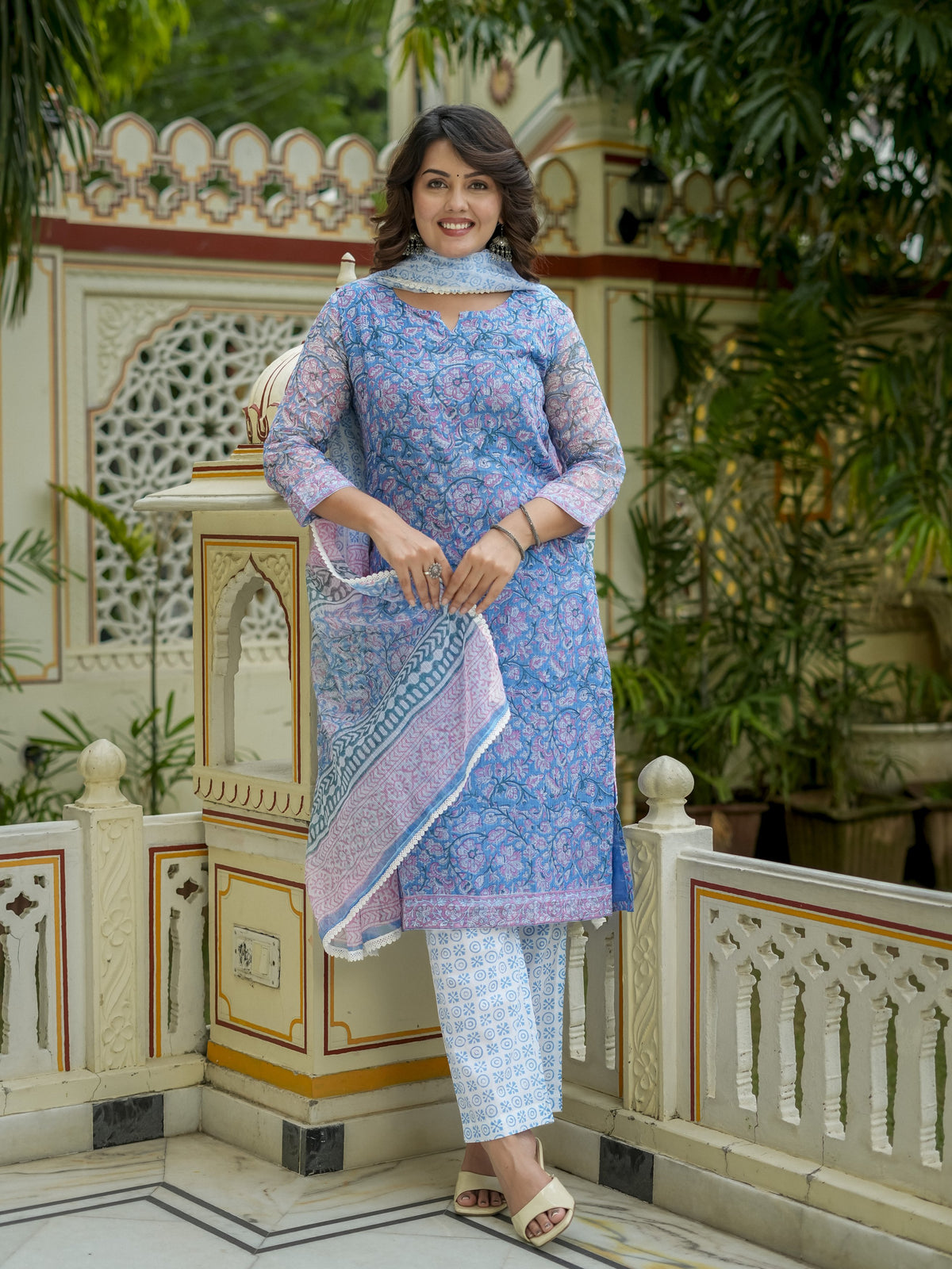 Blue Printed Straight Kurta Set for Women - Image 10