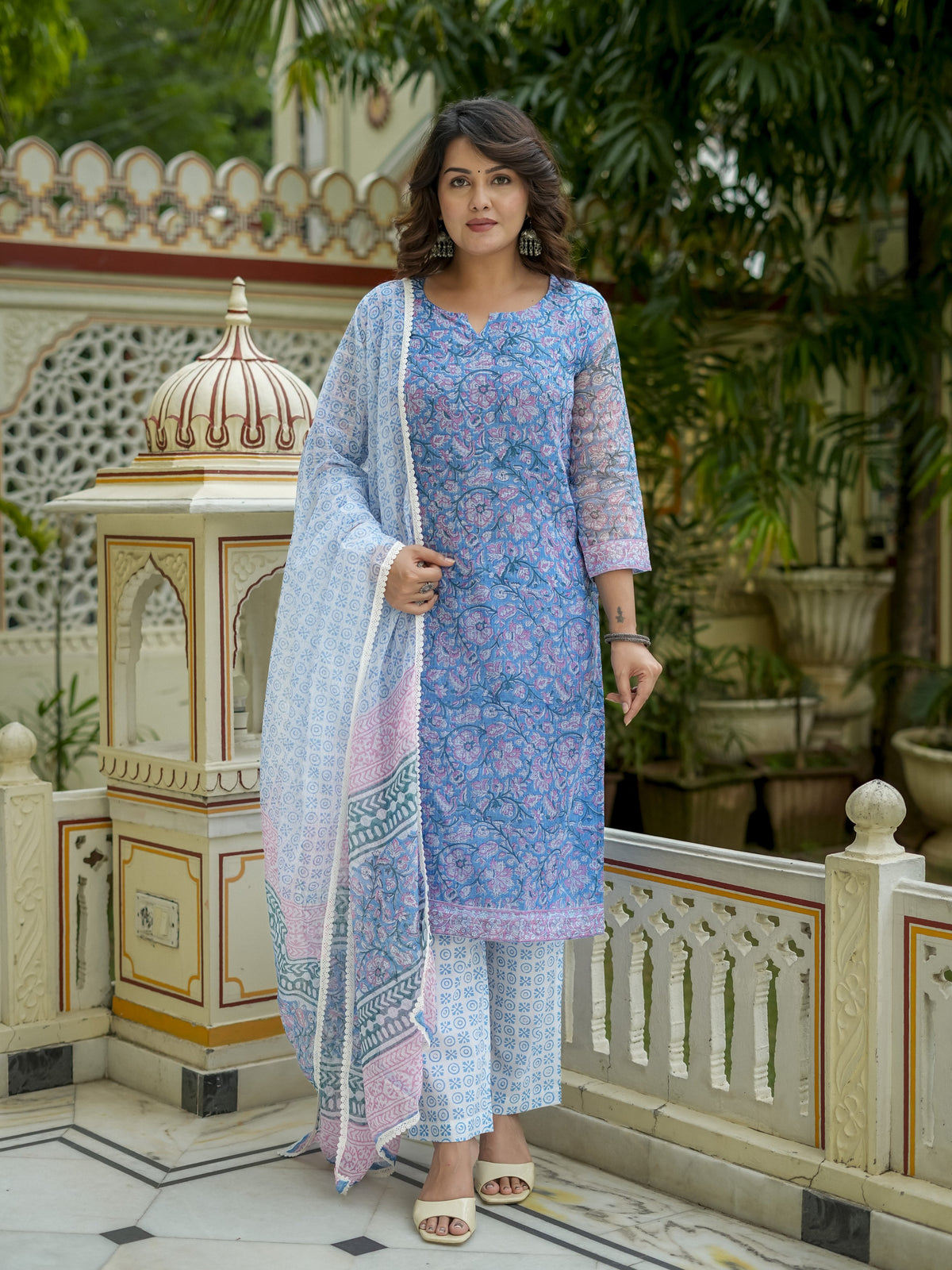 Blue Printed Straight Kurta Set for Women - Image 9