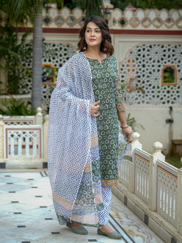 Green Printed Straight Kurta Set for Women