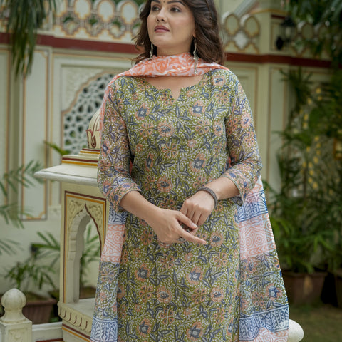 Green Floral Print Straight Kurta for Women - Image 3