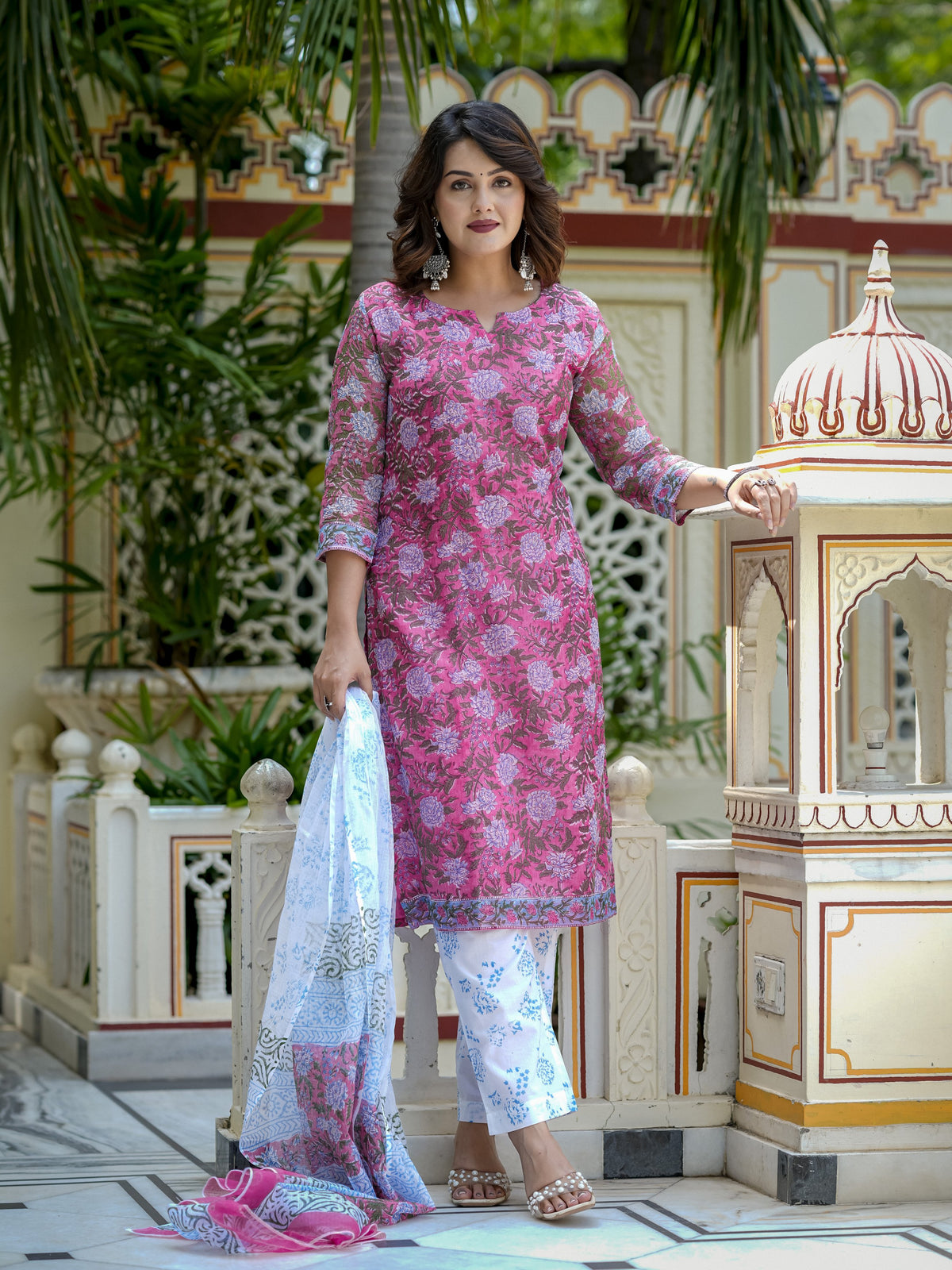 Pink Floral Print Kurta Set for Women - Image 7