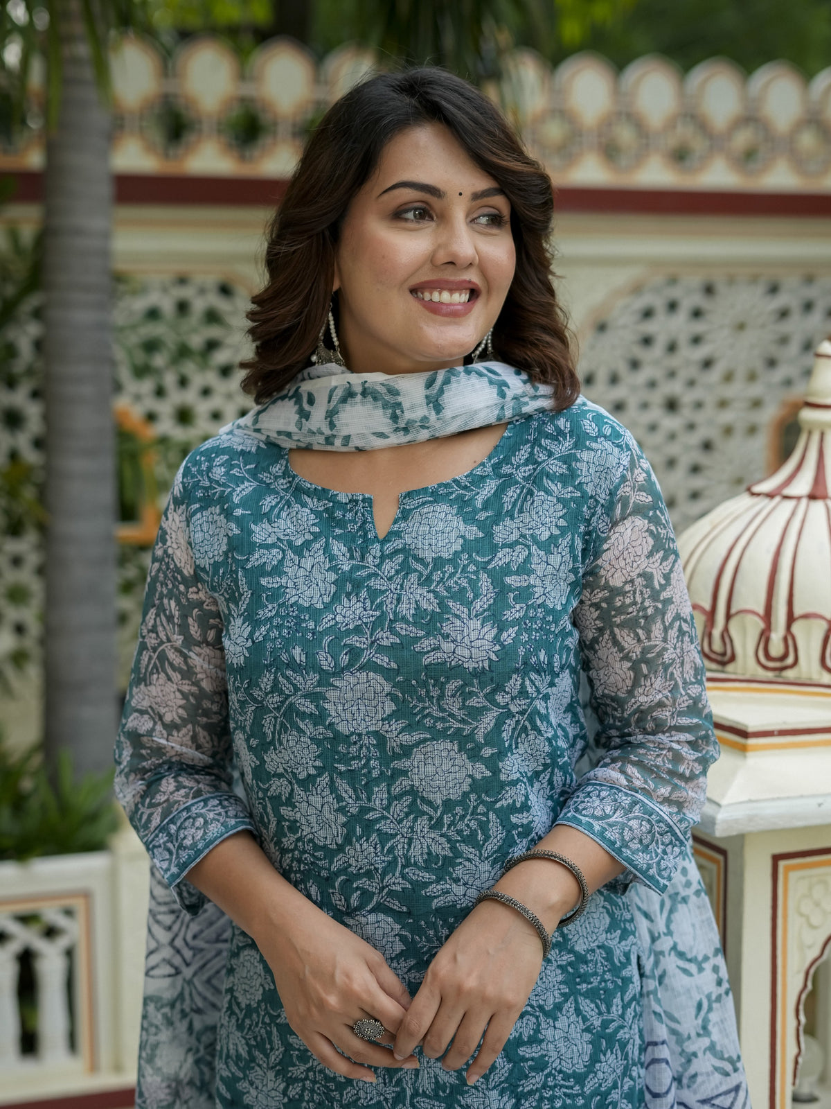 Teal Floral Print Kurta Set for Women - Image 6