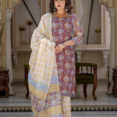 Pink Printed Straight Suit Set for Women - Image 10