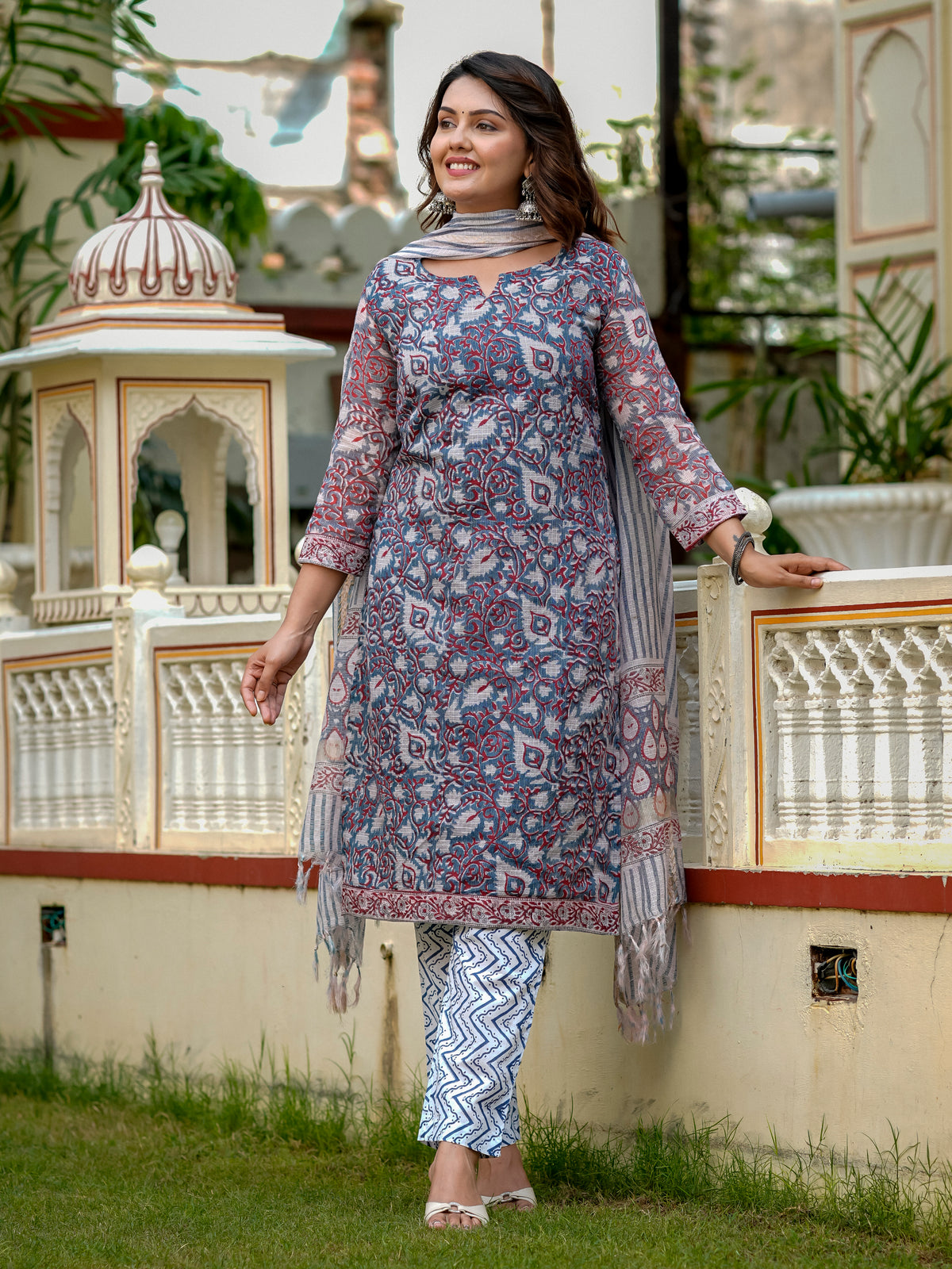 Blue Printed Straight Kurta Set for Women - Image 2