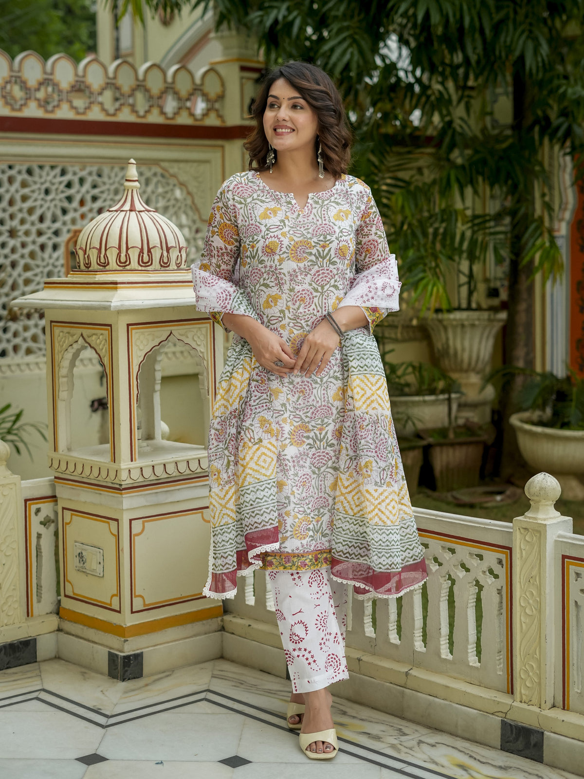 Off White Floral Print Straight Kurta Set for Women - Image 5