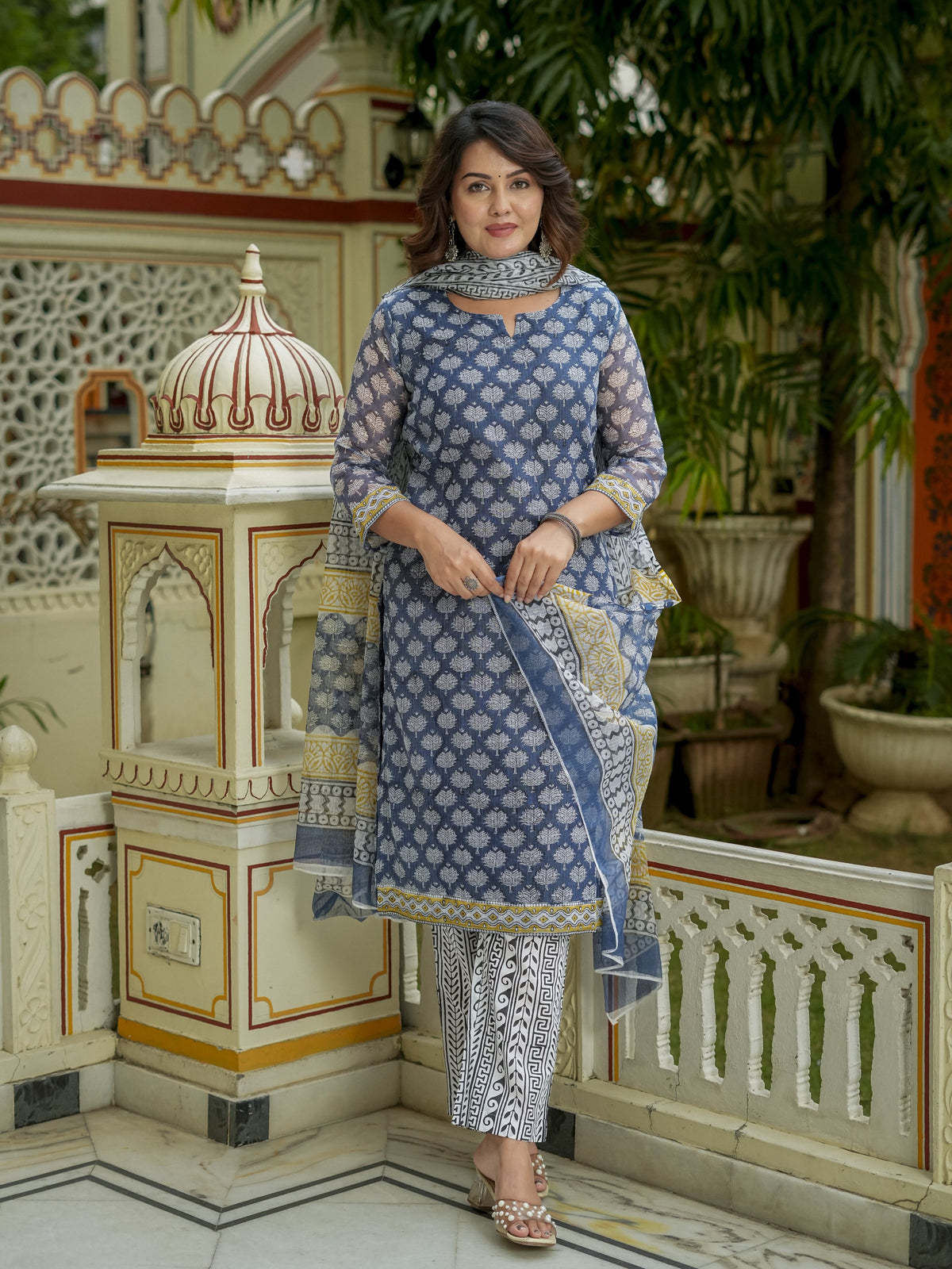 Blue Printed Kurta Set for Women - Image 4
