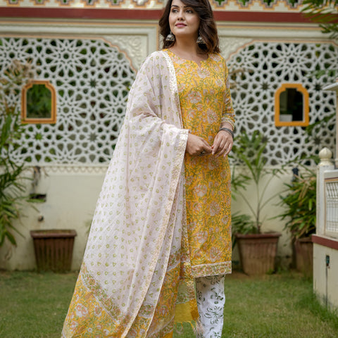 Yellow Floral Printed Kurta Set With Dupatta For Women - Image 4