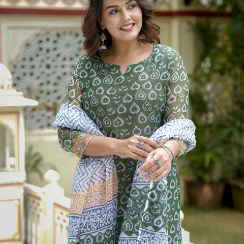 Green Printed Straight Kurta Set for Women - Image 7