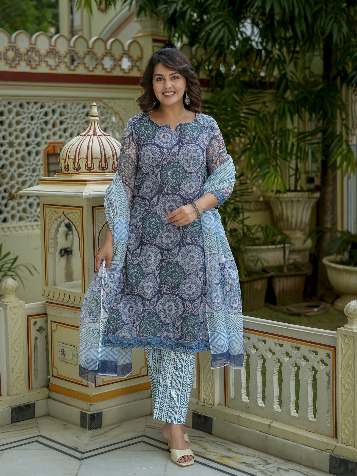 Blue Printed Kurta Dupatta Set For Women - Image 5