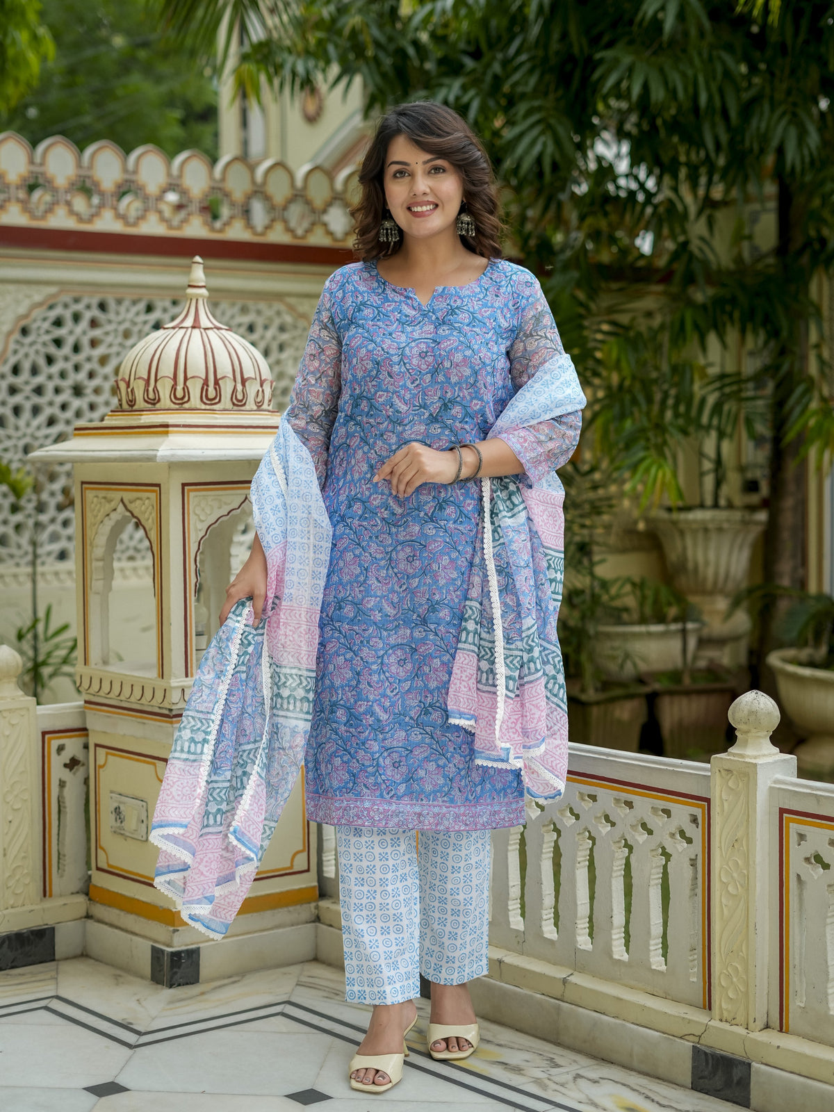 Blue Printed Straight Kurta Set for Women - Image 7