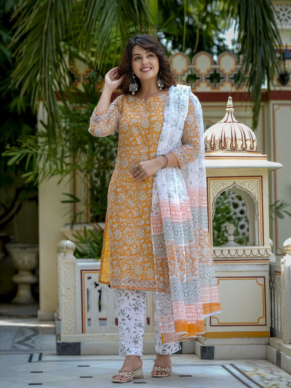 Orange Printed Kurta Set for Women - Image 5