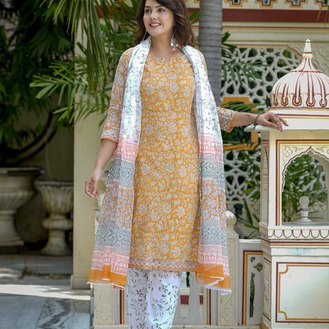 Orange Printed Kurta Set for Women - Image 6